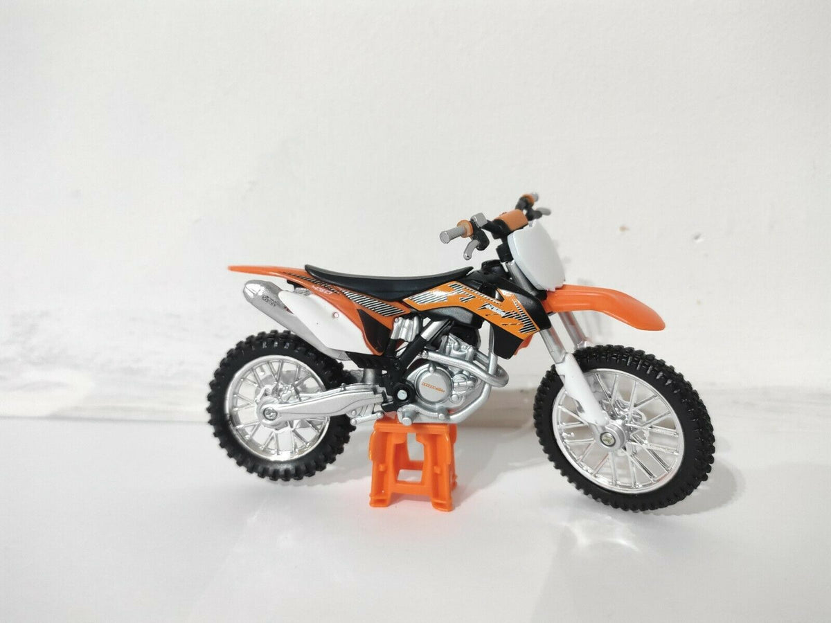 TOY MODELS